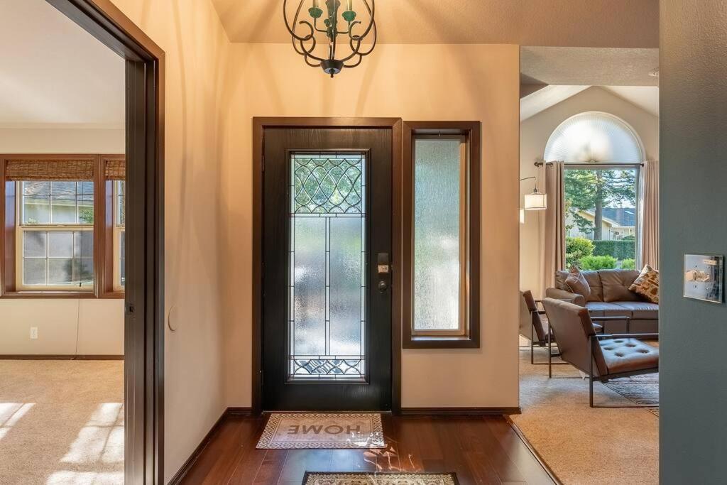 Comfy 4B/2B Home Near Dunes & Ocean! Pet Friendly! Флорънс Екстериор снимка